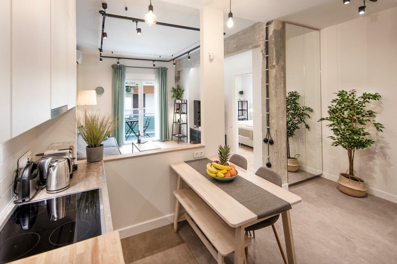 Stunning Αpartment Ιn Τhe Heart Athens. Apartment Ngoại thất bức ảnh