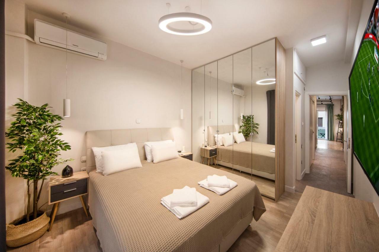 Stunning Αpartment Ιn Τhe Heart Athens. Apartment Ngoại thất bức ảnh