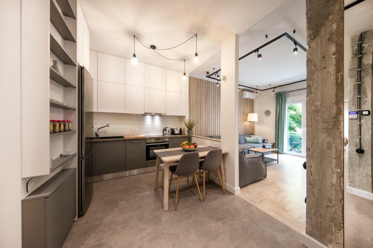 Stunning Αpartment Ιn Τhe Heart Athens. Apartment Ngoại thất bức ảnh